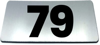 Nummerplaatje 79 - 80 x 50 x 1,6 mm - RVS-look geborsteld - Incl. 3M-tape | Nummerbordje - Deur en kamernummer - brievenbusnummers - Gratis verzending - 5 jaar garantie | Gratis Verzending
