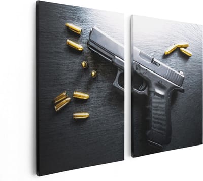 Artaza Canvas Schilderij Tweeluik Pistool met Kogels op Tafel  - 80x60 - Foto Op Canvas - Canvas Print
