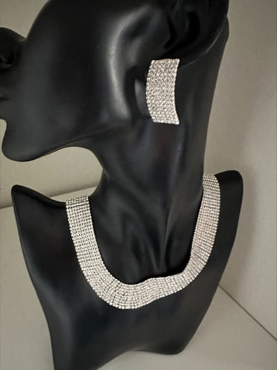 Ketting en oorbellen set silver plated | Make up | Parfum | Moederdag | Verjaardagscadeau| Cadeautje| Valentijnsdag| Kado | sieraden | vaderdag | oorbellen | oorsieraden
