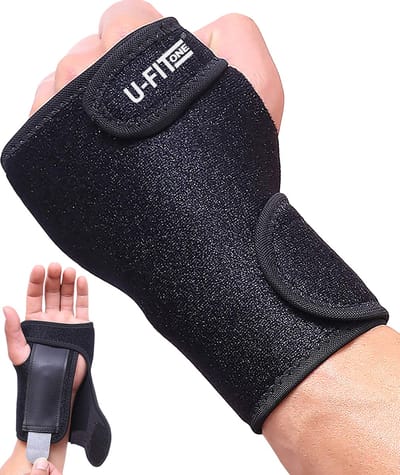 U Fit One 1 Stuk Links Polsbrace - Carpaal Tunnel Syndroom - Wrist wraps - Polsbandage - Wrist support - RSI - Pols Ondersteuning & Versteviging - Polssteun - Polsbeschermer - Fitness - Golf - ufitone