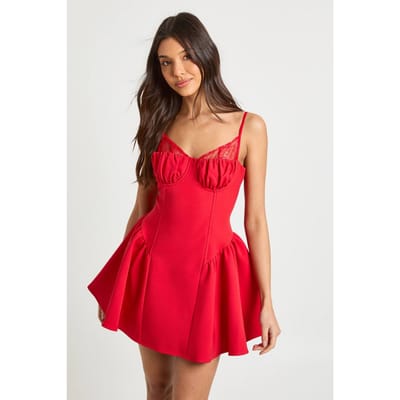 boohoo Dames Gestructureerde mini skaterjurk met kantdetail | Rood | Maat: 38