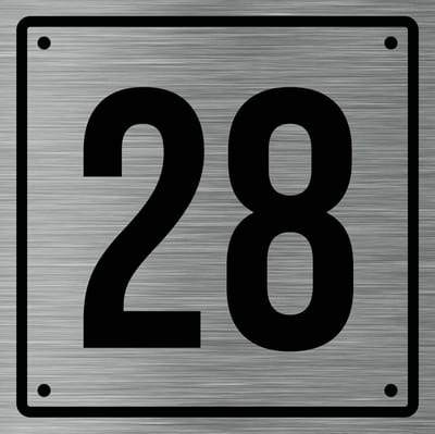 Huisnummerbord 28 - Incl. Schroeven en Pluggen – Acrylaat - 10 x 10 cm - RVS met Zwart