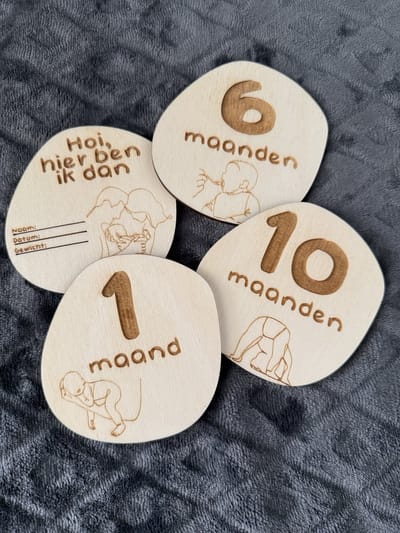 Mijlpaalkaarten - Mijlpaalkaarten baby - Mijlpaalkaart hout - Milestone baby cards - Mijlpaal baby - Milestone cards - Baby cadeau - Baby cadeautjes en kraamcadeautjes - baby cadeau jongen - baby cadeau meisje - Kerstcadeau - Sinterklaas cadeautjes