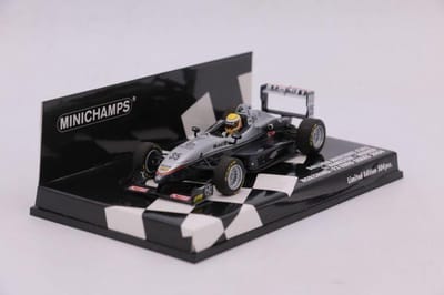 1:43 Diecast Modelcar Dallara Mercedes F302 # 35 Winnaar Norisring F3 Euro Series 2004 Lewis Hamilton 504 stuks Minichamps
