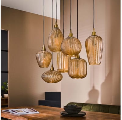Hanglamp van 7 Verschillende Lampen met Gestreept V-design Glas Eetkamer - Amberkleurig glas - Stripe Glass - Woonkamer - Eettafel - Slaapkamer - Sfeer Verlichting - In Hoogte Verstelbaar tot 150 cm