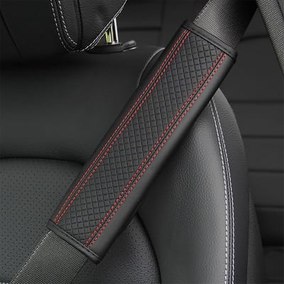 Autogordelpads - Gordelhoezen - Comfortabel Rijden - Zachte Schouderbescherming - 23 x 6.5 cm - Zwart Rood