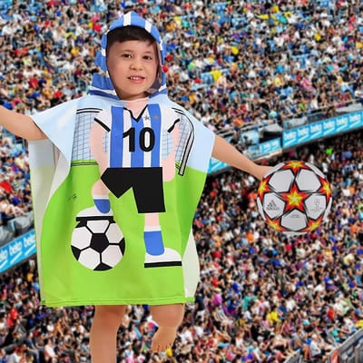 LaGloss® Kinder Cape Badjas met Capuchon - Voetballer Design - 60 cm - Zachte Strandlaken