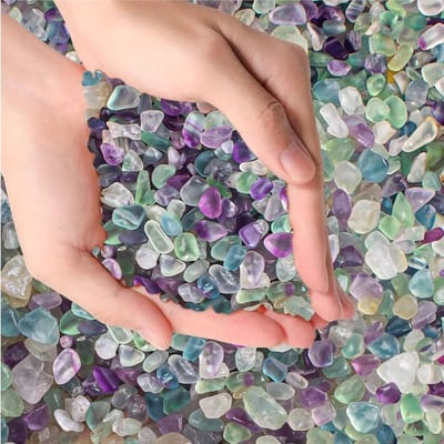 Natuurlijk grind met kleine agaatkristallen en gemengde edelstenen voor bloempotten, vaasvulling en aquaria, 100 g, 3-5 mm