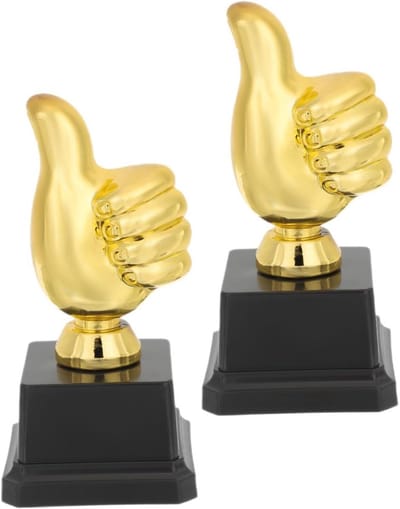Duim Omhoog Trofee - Prijs Speelgoed - Wedstrijd Beloning - Realistisch Ontwerp - 13 x 7 x 6.5 cm - Goud