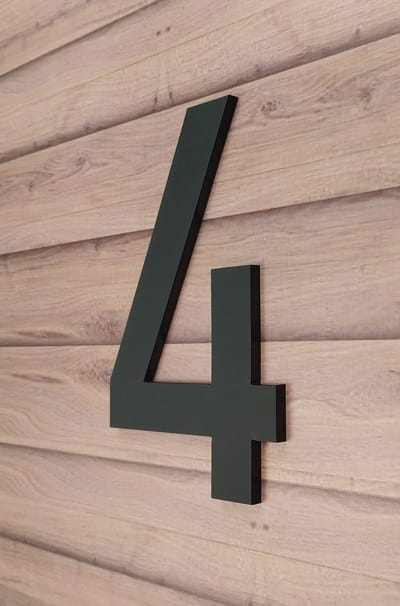 Huisnummer zwart nr. 4 - cijfer 20cm hoog - 8mm dik - kleur zwart mat - DIN