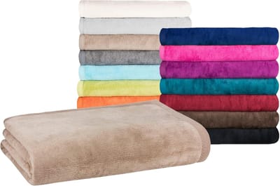 Knuffeldeken - Woondeken Sprei - Gezellige avonden - Oeko-Tex Gecertificeerd - 150 x 200 cm - Donkerbeige