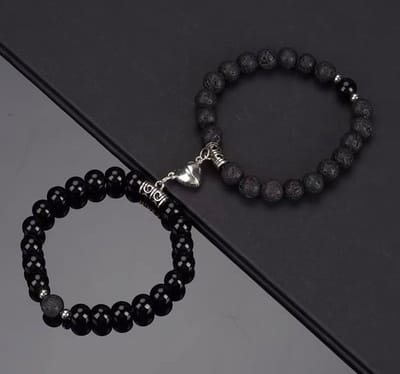 Akyol - koppel armband -valentijn voor hem en haar-vriendschapsarmband- Liefdes Cadeau-Romantisch-Cadeau voor je vrouw of vriendin - Mannen Cadeautjes – vrouwen cadeautjes – magneten – zwarte armband- goud bruin kleurige armband - liefdes armba