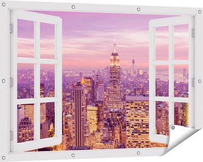Gards Tuinposter Doorkijk New York Skyline met Lichten bij Zonsondergang - 120x80 cm - Tuindoek - Tuindecoratie - Wanddecoratie buiten - Tuinschilderij