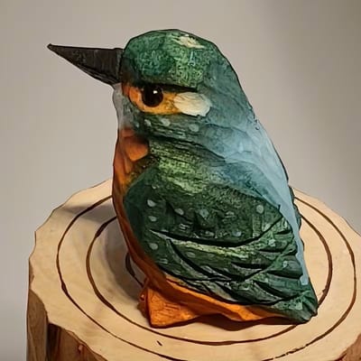 Houten ijsvogeltje,geschikt voor tuin of als herdenking op begraafplaats