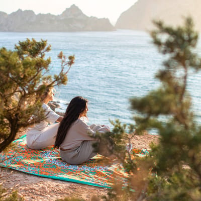 XXL Strandlaken 220 x 235 - Extra groot vakantie Strandkleed - Picknick Kleed- Lichtgewicht 100% Duurzaam Katoen - Tropical Star- (Groen,Wit & Oranje) - Boho Ibiza Mandala - Sneldrogend kleed