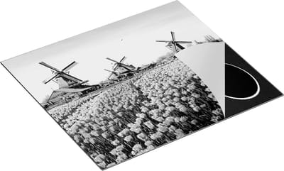 Chefcare Inductie Beschermer Kleurrijke Tulpen Bloemenveld - Windmolen - Zwart Wit - 60x50 cm - Afdekplaat Inductie - Kookplaat Beschermer - Inductie Mat