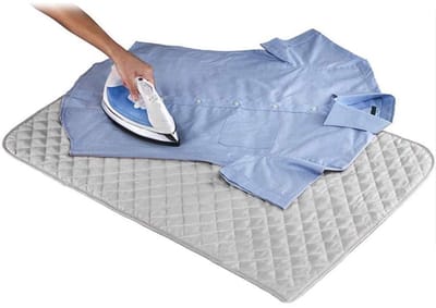 Opvouwbare strijkmat/deken van 34 x 18 inch, vervangende hoes voor strijkplank, gewatteerde hittebestendige mat, geschikt voor wasmachine en droger, draagbare hoes