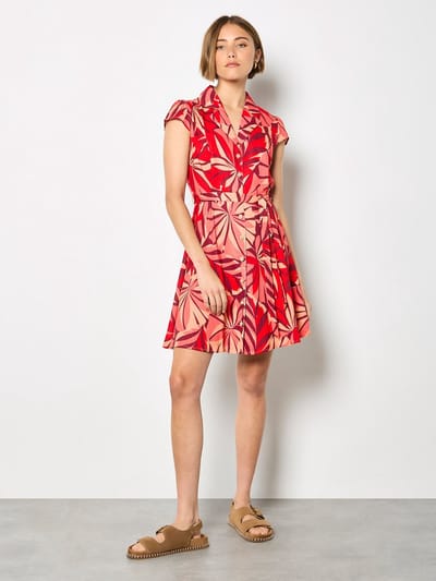 Mini-shirtjurk met tropisch bladmotief
