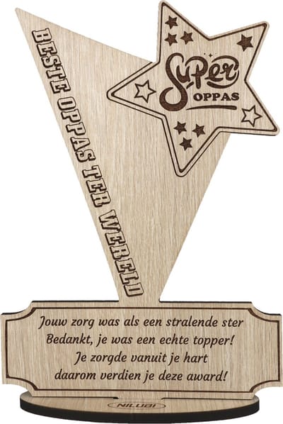 Award Beste Oppas Ter Wereld - bedankt babysitter - houten wenskaart - kaart van hout om kinderoppas te bedanken - 17.5 x 25 cm