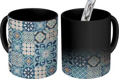 Magische Mok - Foto op Warmte Mokken - Koffiemok - Bloemen - Blauw - Design - Tegel - Magic Mok - Beker - 350 ML - Theemok
