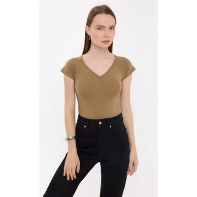 Basictop met cap sleeves en V-hals