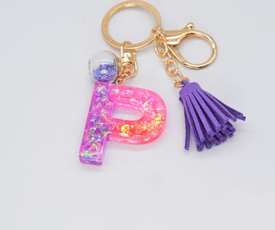 Letter Sleutelhanger A-Z – Luxe Initialen Sleutelhanger met Pompon & Kwastje – Tashanger voor Dames & Meisjes – Accessoire voor Sleutelbos, Handtas, Rugzak & Autosleutel – Persoonlijk Cadeau voor Vrouw, Moeder, Dochter & Vriendin