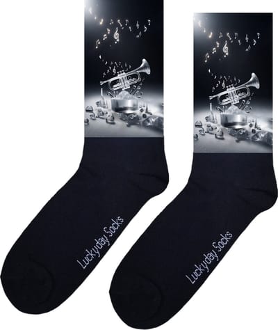 Trompet - IJs - Muziek sokken - Print sokken - Leuke sokken - Verjaardag - Moederdag - Vaderdag - Valentijn - Voor hem - Voor haar - Kerst sokken - Grappige sokken - Vrolijke sokken - Sokken waar je vrolijk van wordt - Maat 37-44