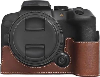 Beschermhoes voor Canon EOS R10 Camera, Luxe PU Leer, Half Case met Open Bodem en Handvat, Compacte Draagtas, Camera Bescherming en Accessoires