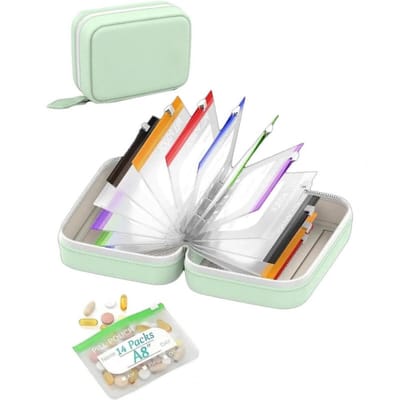 Medicijn Organizer - Pillendoos Etui - 14 Uitneembare Zakjes - 14*11*6 cm - met Kleurcode & Etiket voor 2 Weken - Waterdicht PU Leer met Ritssluiting - Compact Reisetui - voor Medicijnen & Supplementen - Thuis & Onderweg - Groen