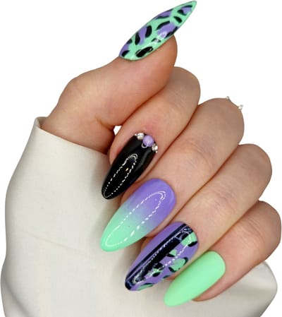 SD Press on Nails - Plaknagels - Gelnagels - Handgemaakt - 20 stuks - No. 164 Custom Kicks - Pastel Nagels - Gellak - Nagellak - Lang Stiletto Nageltips - Nepnagels met Lijm - Kunstnagels - Nail Art - Handmade - Valse nagels - Nagelvijl - Accessoires