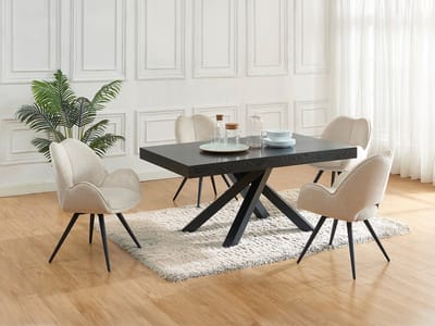 Vente-unique Set van 2 draaistoelen met armleuningen van stof en zwart metaal - Beige - GULSUN van Maison Céphy