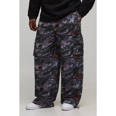 Elasticated Waist Nylon Camo Baggy Track Pants | Khaki | Size XS