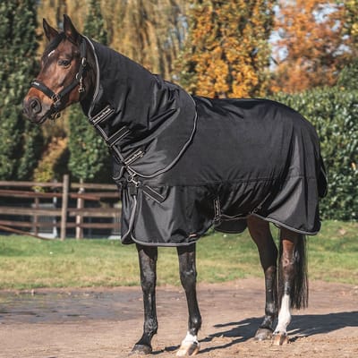 Back on Track Obsidian Turnout 300g Paardendeken Zwart - 145-195