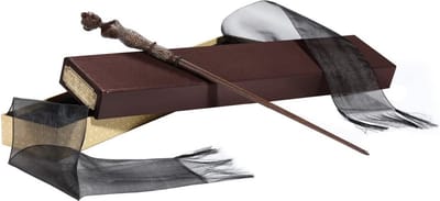 Fantastic Beasts: The Secrets of Dumbledore - Wand of Lally Hicks in Collector's Box