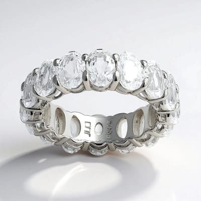 Cavill - Zilveren Ring - 925 Sterling Zilver - 16x Witte Topaas Ovaal 6,011 ct - Brede Pavé Design - Elegante Damesring 23x23 mm