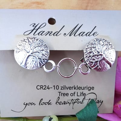 Vestsluiting - clip - Tree of Life en - ring in midden - voor - vest - Gehaakt omslagdoek - sjaal - antiek zilverkleurig.