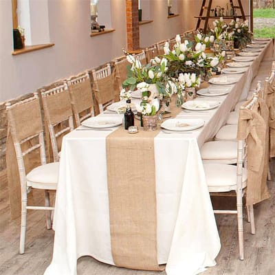 Dailygoods- Tafelloper Natuurlijke Jute 30cm x 5m - Rustieke Loper - Milieuvriendelijk - Biologisch Afbreekbaar - Ideaal voor Bruiloften - Gewicht 90 g/㎡ - Tafelkleed
