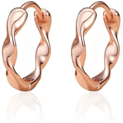 Huitan Kleine Gedraaide Vorm Hoop Cirkel Oorbellen Vrouw Veelzijdig Subtiele Metallic Stijl Accessoires Dame Dagelijks Draagbare Sieraden beige