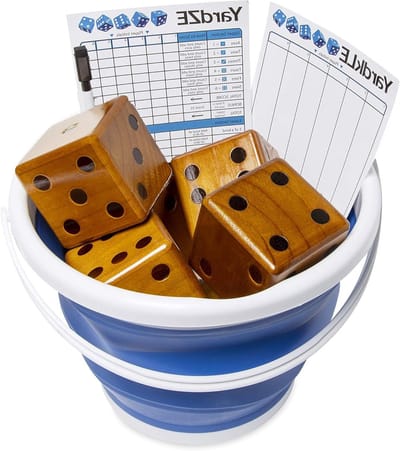 Houten Dobbelstenen Set - Grote Dobbelstenen Spel - Buiten Spelen - Hittegegraveerde Stippen - 6 Dobbelstenen 9cm - Houtkleurig