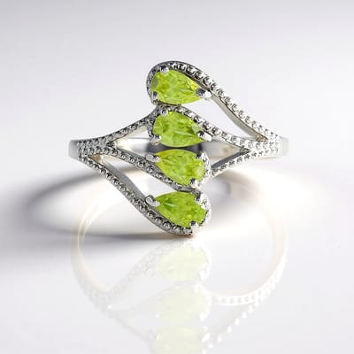Cavill - Zilveren Ring - 925 Sterling Zilver Geplatineerd - 0,898 Ct Druppelvormige Sfeenkristallen Madagaskar - Modern en Elegante Edelsteenring