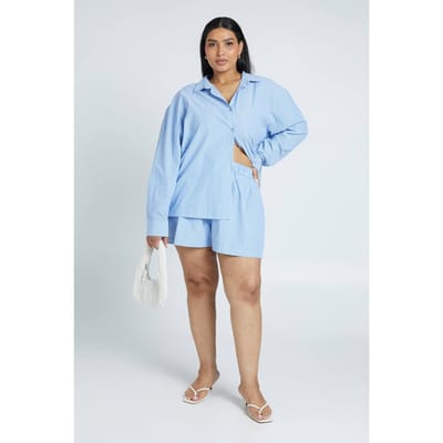 boohoo Dames Plus Oversized Shirt En Short Co-ord Met Strikdetail Op De Rug | Blauw | Maat: 44