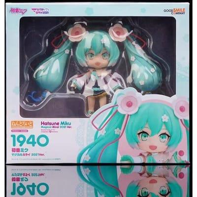 10cm #1939 Hatsune Miku Anime Figuur 15e Verjaardag Aardbei Miku Actiefiguur #1940 PVC Verzameling Model Poppen Speelgoed Cadeau