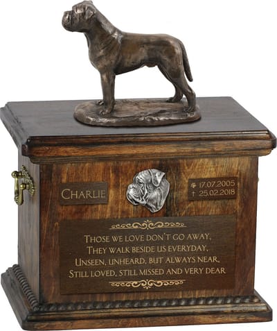 Bullmastiff urn met beeldje - gepersonaliseerde urn voor hondenas