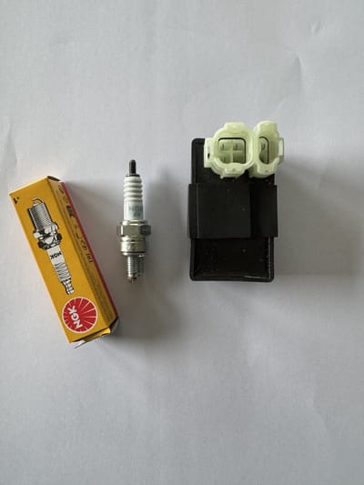 CDI ( 6 Pins ) + NGK Bougie CR7HSA Voor Chinese GY6 Scooter Merk BPC Parts