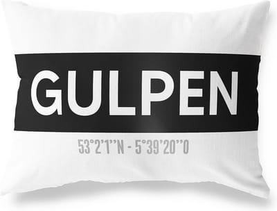 Tuinkussen GULPEN - LIMBURG met coördinaten - Buitenkussen - Bootkussen - Weerbestendig - Jouw Plaats - Studio216 - Modern - Zwart-Wit - 50x30cm