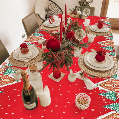 2 stuks kerst plastic tafelkleed 137 x 274 cm Peperkoek Man Sneeuwvlok Rood Tafelkleed Kerst Rechthoek Waterdichte Tafelhoes voor Winter Vakantie Familie Diner Kerstfeest Decoraties-Peperkoek Man
