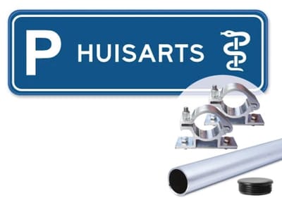 Parkeerbord Huisarts - blauw - Weerbestendig Aluminium - 40x15 cm - Bevestiging: Met paal 120 cm + paalbeugels + paaldop