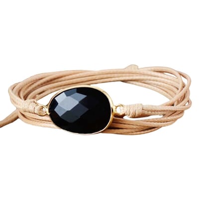 Marama - wikkelarmband Onyx lichtbruin waxcord - vegan - edelsteen