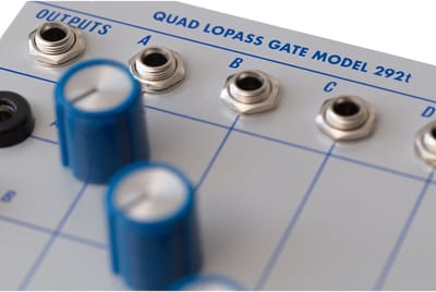 Tiptop Audio Model 292t Quad Lopass Gate - Filter modular synthesizer
