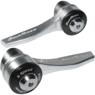 Paar racefiets shifters voor plot frame Sunrace Braser 3x6V